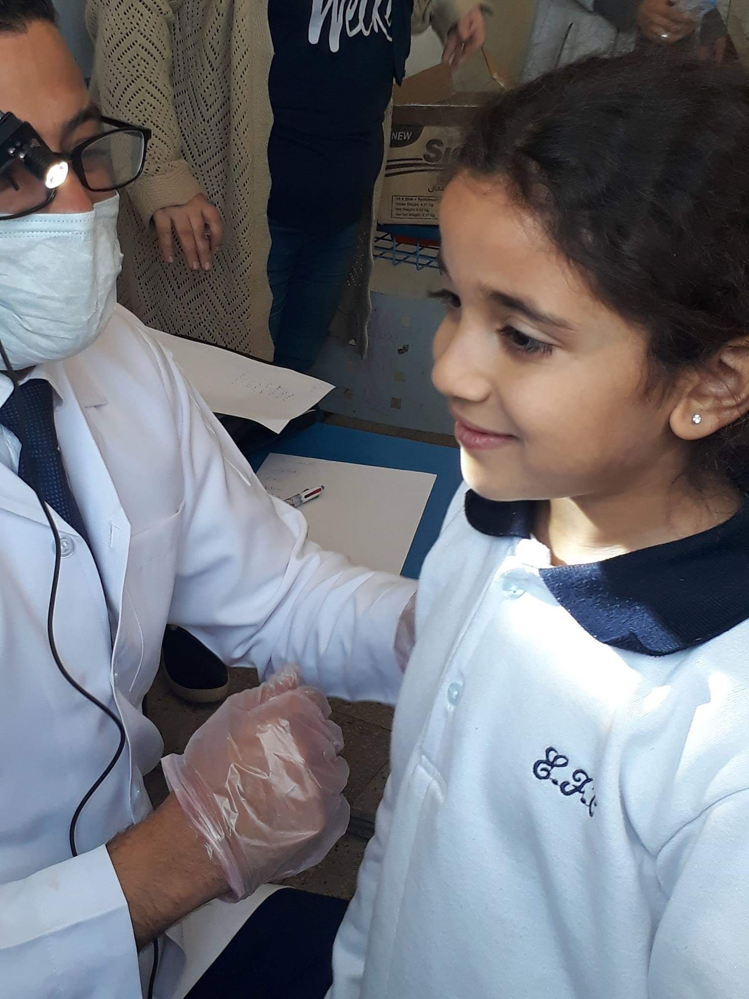 Visite du dentiste chez nous à l'école pour Les P1